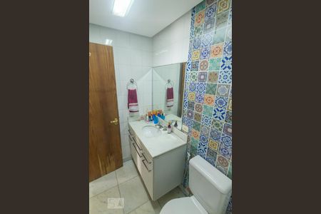 Apartamento à venda com 230m², 4 quartos e 2 vagas Apartamento à venda com 230m², 4 quartos e 2 vagasBanheiro 3
