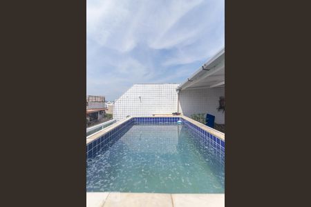 Apartamento à venda com 230m², 4 quartos e 2 vagas Apartamento à venda com 230m², 4 quartos e 2 vagasÁrea Convivência - Piscina