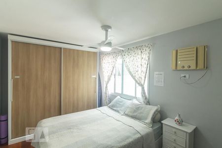 Apartamento à venda com 230m², 4 quartos e 2 vagas Apartamento à venda com 230m², 4 quartos e 2 vagasQuarto 3