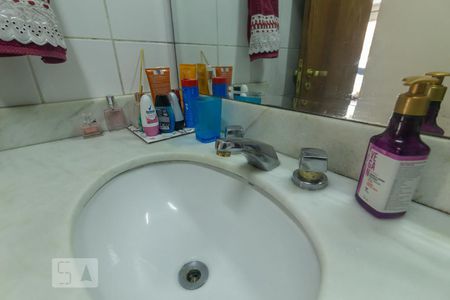 Apartamento à venda com 230m², 4 quartos e 2 vagas Apartamento à venda com 230m², 4 quartos e 2 vagasBanheiro 3