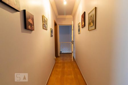 Casa à venda com 357m², 3 quartos e 7 vagasCorredor