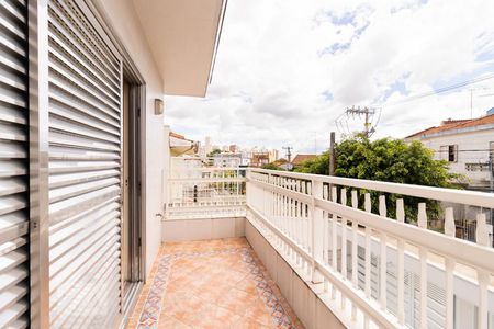 Casa à venda com 357m², 3 quartos e 7 vagasSacada Suite 1