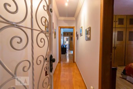 Casa à venda com 357m², 3 quartos e 7 vagasCorredor