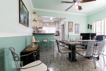 Casa à venda com 357m², 3 quartos e 7 vagasCozinha