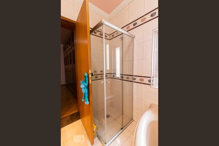 Casa à venda com 357m², 3 quartos e 7 vagasBanheiro Suite 2