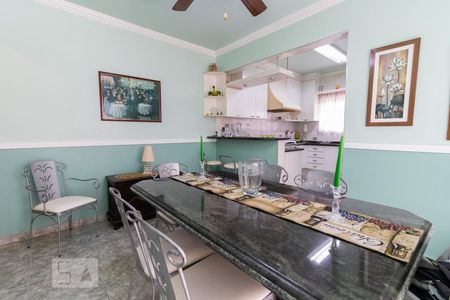 Casa à venda com 357m², 3 quartos e 7 vagasCozinha