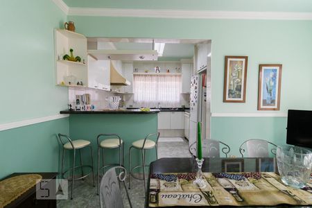 Casa à venda com 357m², 3 quartos e 7 vagasCozinha