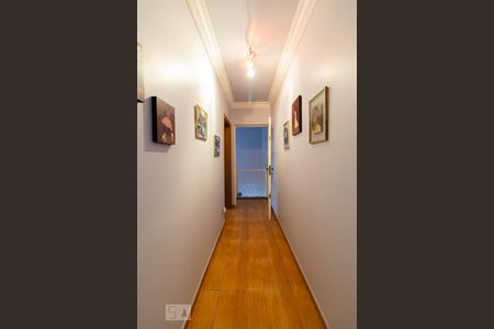 Casa à venda com 357m², 3 quartos e 7 vagasCorredor