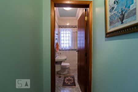 Casa à venda com 357m², 3 quartos e 7 vagasCorredor