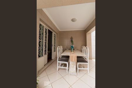 Casa à venda com 357m², 3 quartos e 7 vagasQuintal