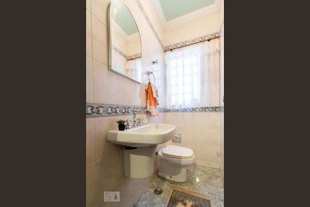 Casa à venda com 357m², 3 quartos e 7 vagasLavabo