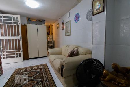 Casa à venda com 357m², 3 quartos e 7 vagasQuarto de Serviço