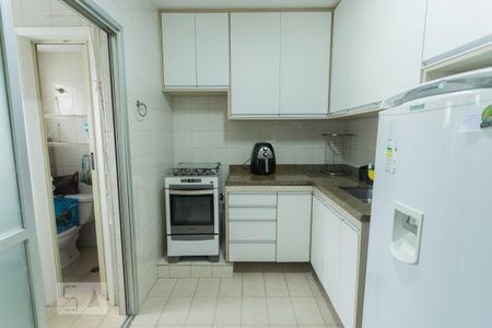 Apartamento para alugar com 80m², 3 quartos e 2 vagas Apartamento para alugar com 80m², 3 quartos e 2 vagasCozinha