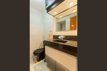 Apartamento para alugar com 80m², 3 quartos e 2 vagas Apartamento para alugar com 80m², 3 quartos e 2 vagasBanheiro 2