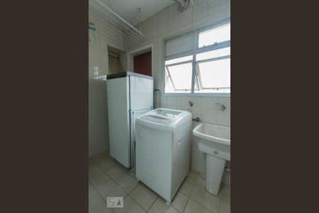 Apartamento para alugar com 80m², 3 quartos e 2 vagas Apartamento para alugar com 80m², 3 quartos e 2 vagasÁrea de Serviço