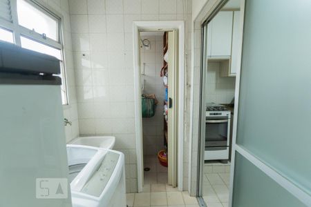 Apartamento para alugar com 80m², 3 quartos e 2 vagas Apartamento para alugar com 80m², 3 quartos e 2 vagasÁrea de Serviço