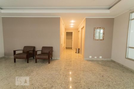 Apartamento para alugar com 80m², 3 quartos e 2 vagas Apartamento para alugar com 80m², 3 quartos e 2 vagasHall de Entrada