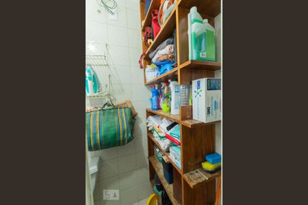 Apartamento para alugar com 80m², 3 quartos e 2 vagas Apartamento para alugar com 80m², 3 quartos e 2 vagasBanheiro de Serviço
