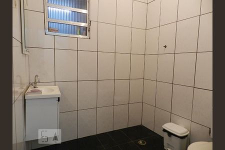 Casa à venda com 250m², 4 quartos e 2 vagasLavabo