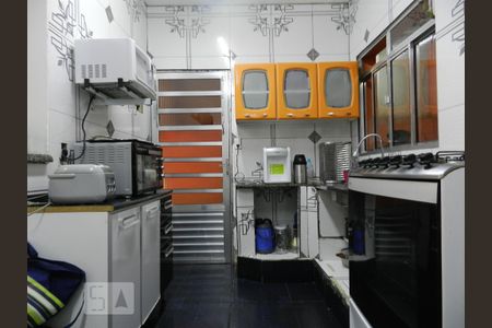 Casa à venda com 250m², 4 quartos e 2 vagasCozinha