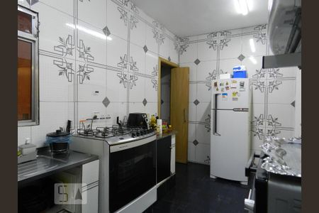 Casa à venda com 250m², 4 quartos e 2 vagasCozinha