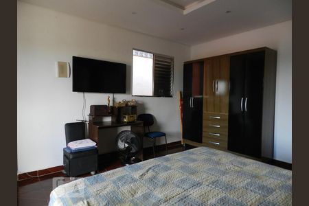 Quarto 1 - Suíte  de casa à venda com 4 quartos, 250m² em Vila Paulistania, São Paulo