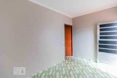Quarto 2 de casa para alugar com 2 quartos, 100m² em Jardim Nova Tereza, São Paulo