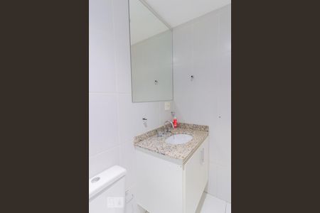 Banheiro de apartamento para alugar com 1 quarto, 37m² em Vila Cruzeiro, São Paulo
