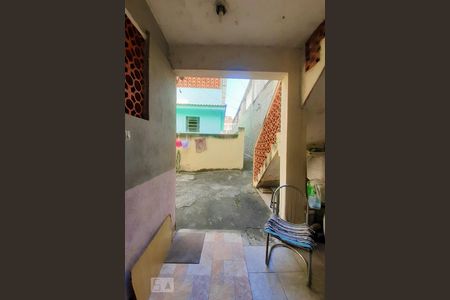 Casa à venda com 100m², 3 quartos e sem vagaÁrea de Serviço