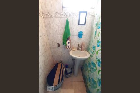 Casa à venda com 100m², 3 quartos e sem vagaBanheiro da Suíte