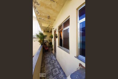 Casa à venda com 100m², 3 quartos e sem vagaVaranda