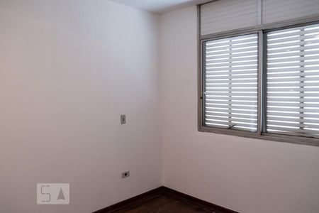 Apartamento à venda com 200m², 3 quartos e 2 vagasQuarto 2