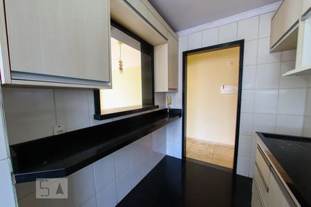 Apartamento para alugar com 71m², 3 quartos e 2 vagasCozinha