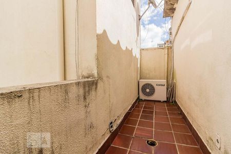 Apartamento para alugar com 77m², 1 quarto e sem vaga Apartamento para alugar com 77m², 1 quarto e sem vagaSacada