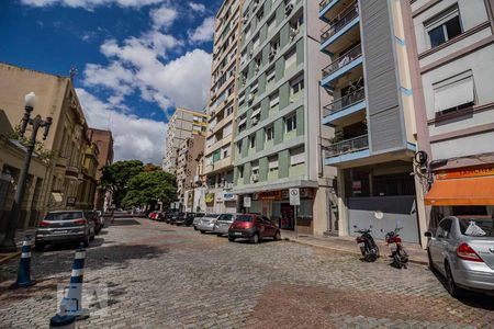 Apartamento para alugar com 77m², 1 quarto e sem vaga Apartamento para alugar com 77m², 1 quarto e sem vagaFachada