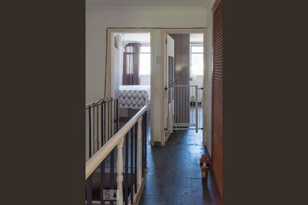 Apartamento à venda com 86m², 2 quartos e sem vagaEscadas