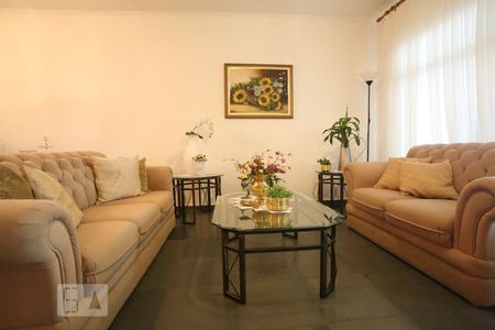Sala de Estar de casa à venda com 3 quartos, 200m² em Jardim Ester Yolanda, São Paulo