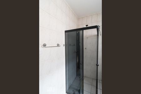 Banheiro da Suíte de casa para alugar com 4 quartos, 300m² em Vila Guarani, São Paulo