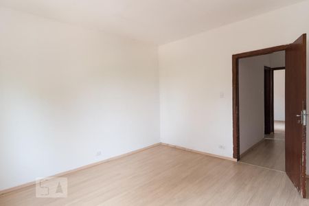 Quarto 1 de casa para alugar com 4 quartos, 300m² em Vila Guarani, São Paulo