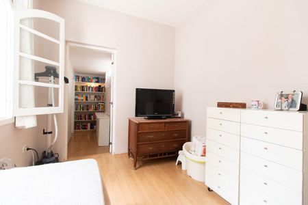 Casa à venda com 270m², 4 quartos e 2 vagasQuarto 3