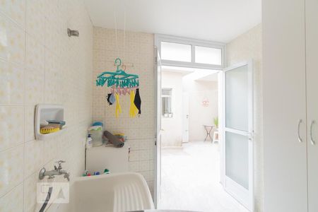 Casa à venda com 270m², 4 quartos e 2 vagasÁrea de Serviço