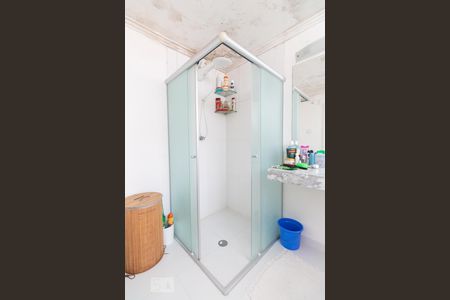 Casa à venda com 270m², 4 quartos e 2 vagasBanheiro da Suíte