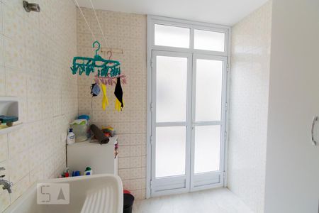 Casa à venda com 270m², 4 quartos e 2 vagasÁrea de Serviço