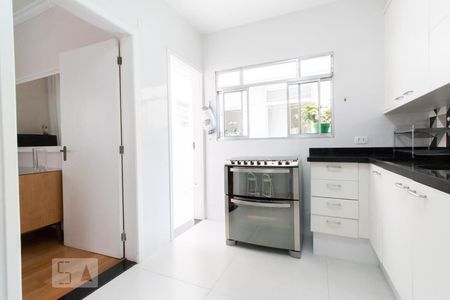 Casa à venda com 270m², 4 quartos e 2 vagasCozinha