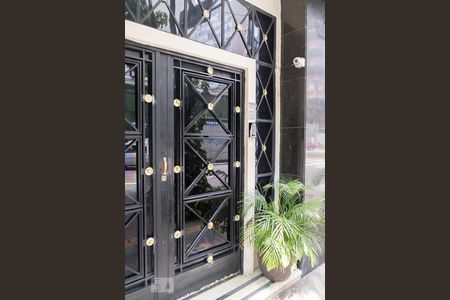 Apartamento à venda com 100m², 2 quartos e sem vagaPorta da entrada social