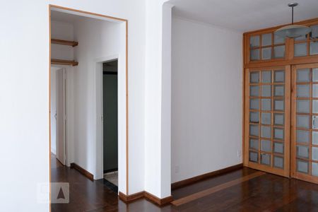 Apartamento à venda com 100m², 2 quartos e sem vagaSala