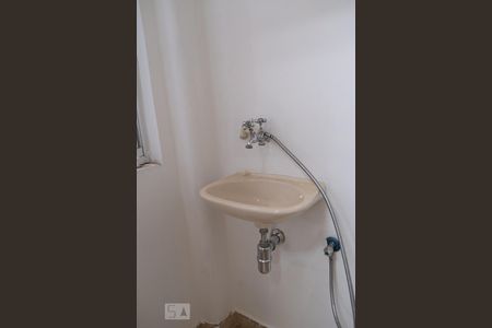 Apartamento à venda com 100m², 2 quartos e sem vagaLavabo