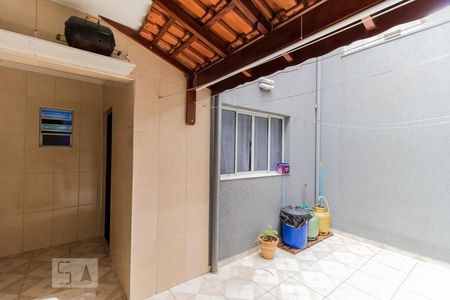Casa à venda com 95m², 3 quartos e 2 vagas Casa à venda com 95m², 3 quartos e 2 vagasÁrea de Serviço