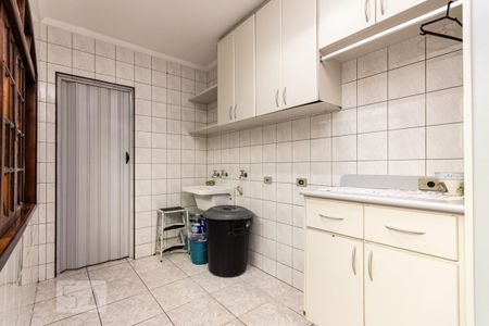 Casa à venda com 190m², 3 quartos e 2 vagas