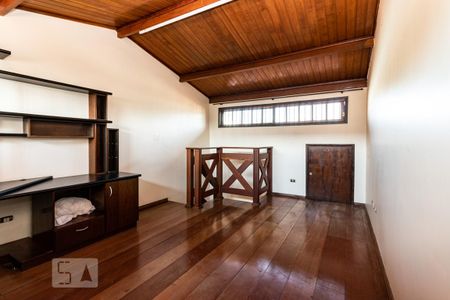 Escritório de casa à venda com 3 quartos, 190m² em Vila Talarico, São Paulo